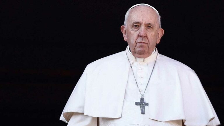 El Papa Francisco Permanecer Hospitalizado Por Una Infecci N