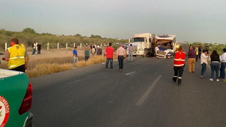 En Durango Accidente Carretero Deja Como Saldo 21 Heridos Uno TV