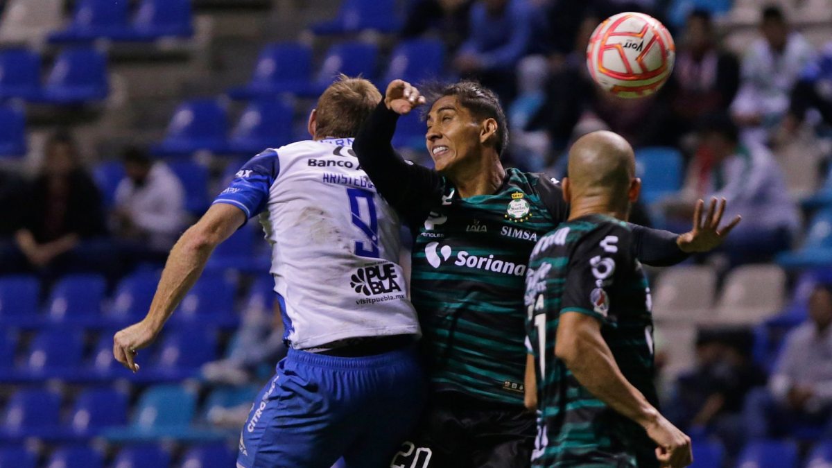 Puebla se enfrenta a Santos en partido de la Liga MX