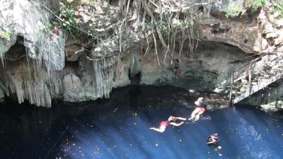 merida-yucatan-colectivo-lucha-por-declarar-sujetos-de-derecho-a-los-cenotes