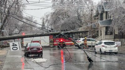 Canada Tormenta De Hielo Destrozos