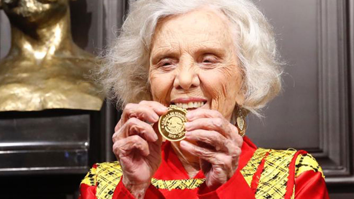 Elena Poniatowska Recibe La Medalla Belisario Dom Nguez