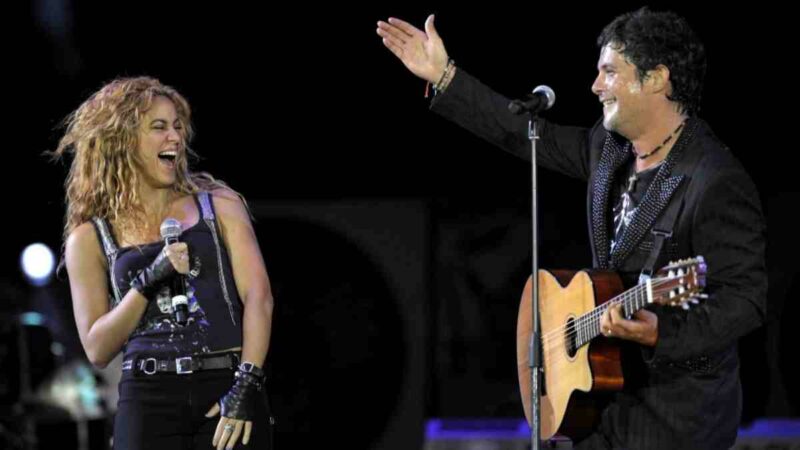 Shakira Y Alejandro Sanz Buscar An Comprar Una Mansi N Juntos Uno Tv