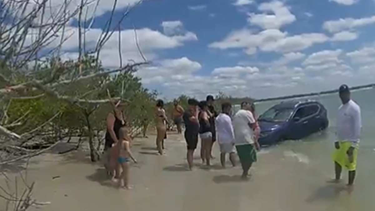 Video Mujer Ebria Coche En La Playa